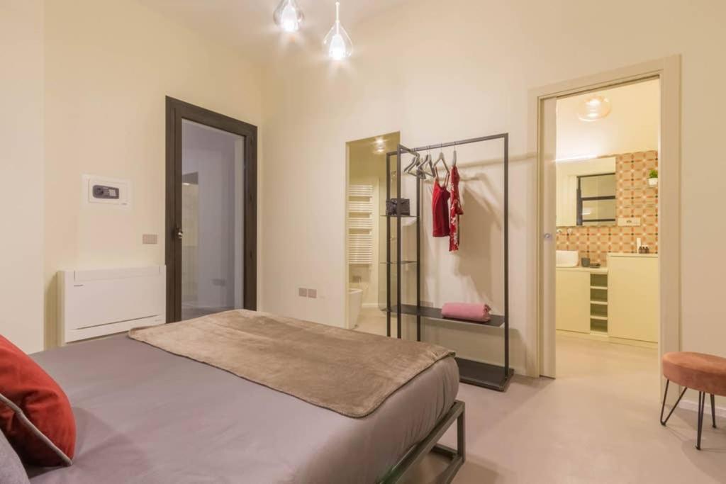 Suite Cagliari -99- Экстерьер фото
